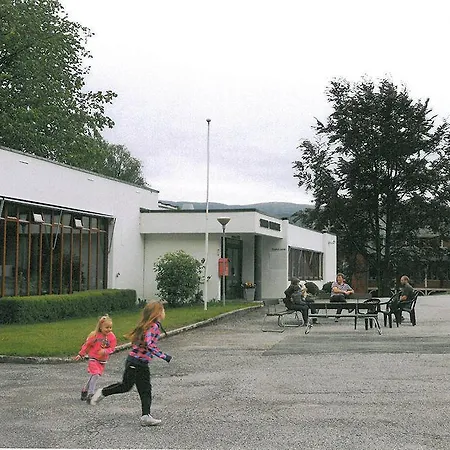 Forde Sommarhotell Hostel *