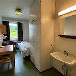 Sommarhotell אכסניה *